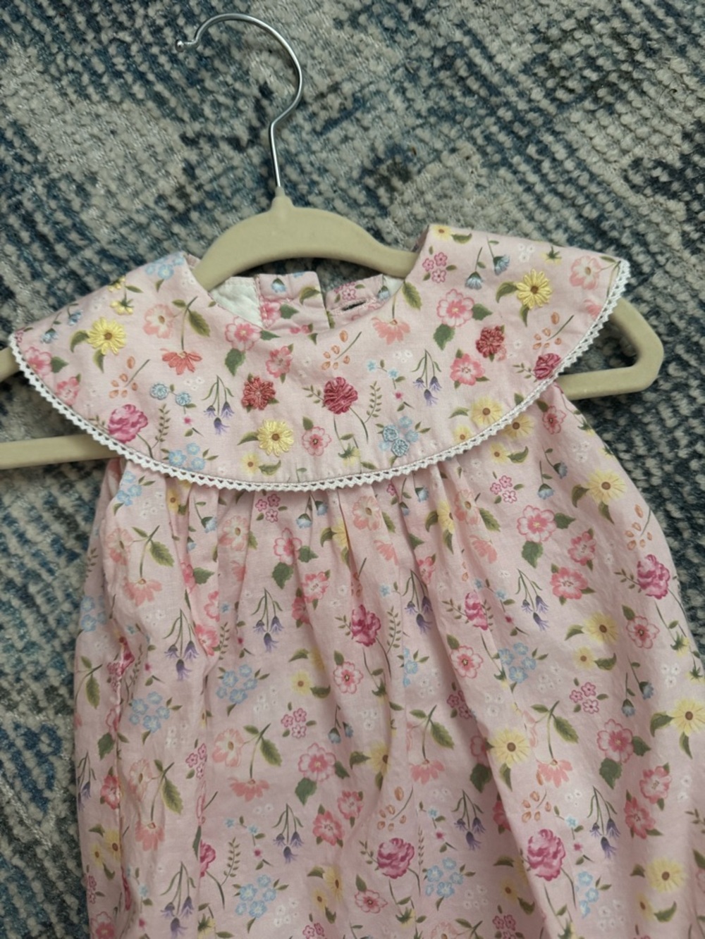 Dondolo Pink Floral Bubble Romper with embroidered Peter Pan Collar - Picture 2 of 3
